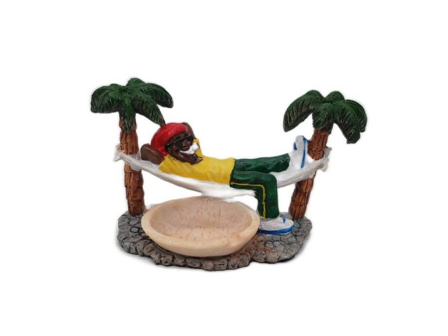 20230702_105144.jpg BOB MARLEY SMALL ASHTRAY ( KQ6092 ) - Image 1